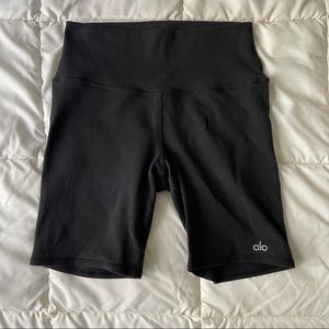 Alo Yoga Airbrush Biker Shorts